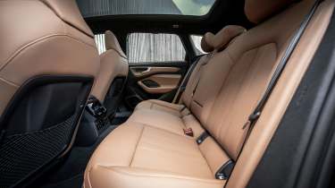 Audi A6 Avant - rear seats